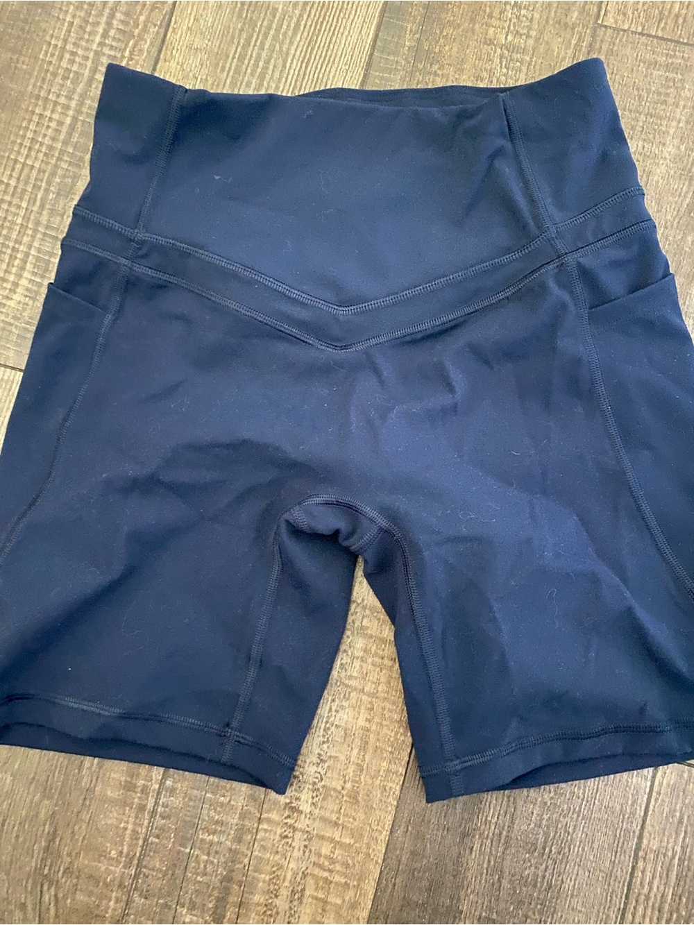 Iuga High-Rise Navy Athletic Bike Shorts